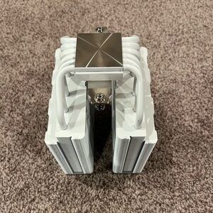 Deep Cool White and Silver CPU Cooler